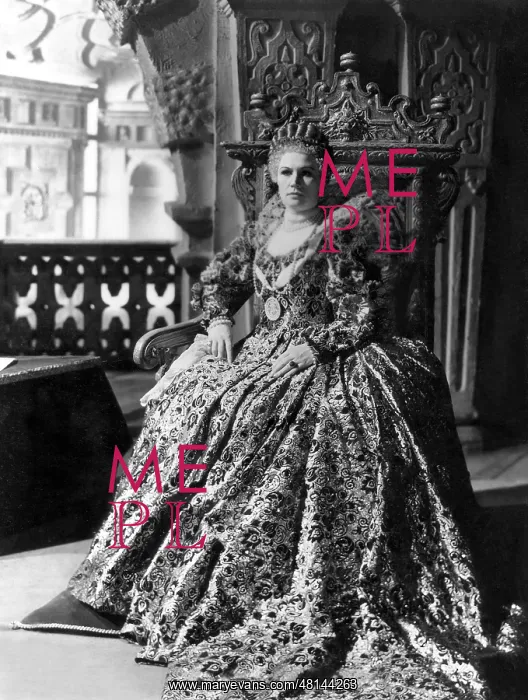 : Maria Koppenhoefer in The heart of the Queen, 1940 : Maria Koppenhoefer in The heart of the Queen, 1940