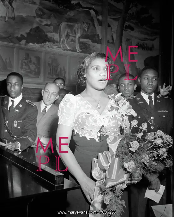 : Marian Anderson, American Singer : Marian Anderson, American Singer