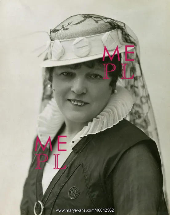 : Marie Lloyd : Marie Lloyd