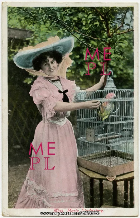  : Marie Studholme