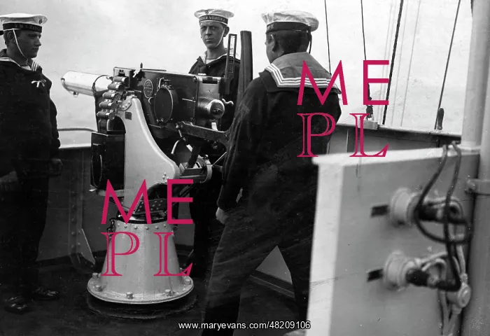 : Marines on board of the SMS Kaiser Wilhelm II, 1916 : Marines on board of the SMS Kaiser Wilhelm II, 1916