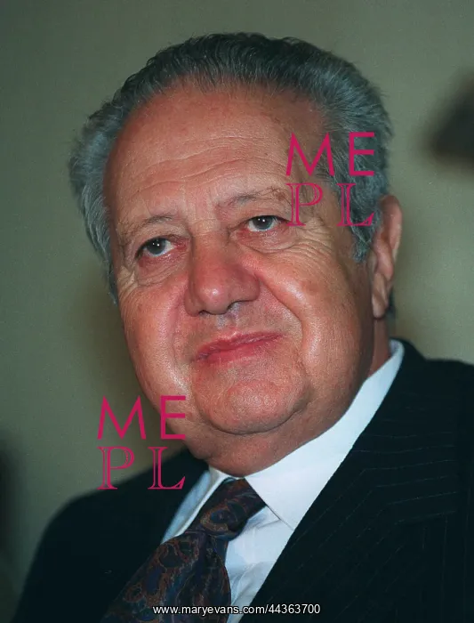  : Mario Soares