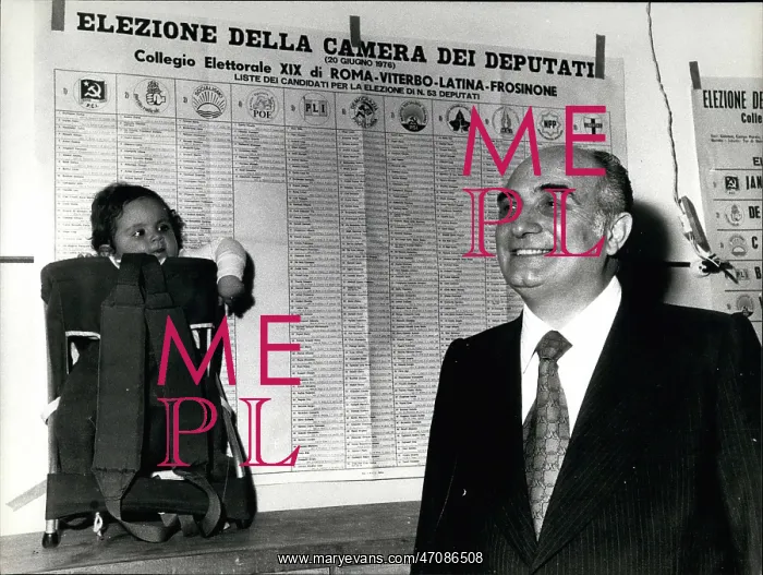 : Mario Tanassi, Italian politician, during general election : Mario Tanassi, Italian politician, during general election