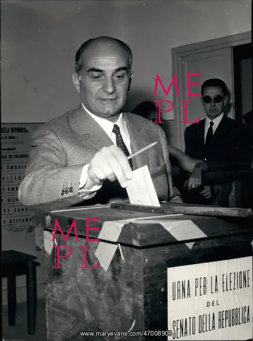 : Mario Tanassi, socialist leader, voting in election, Rome : Mario Tanassi, socialist leader, voting in election, Rome