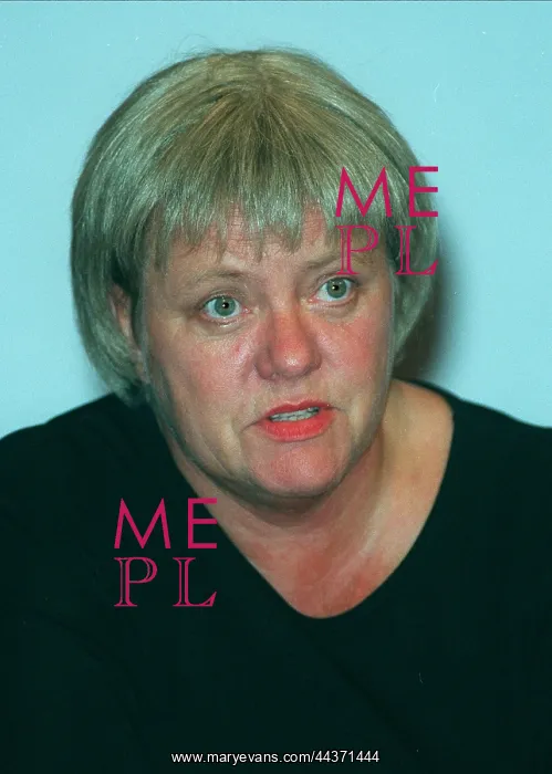 : Marjorie Mo Mowlam MP : Marjorie Mo Mowlam MP