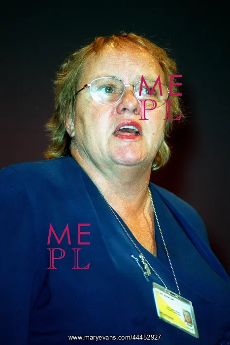 : Marjorie Mo Mowlam MP : Marjorie Mo Mowlam MP