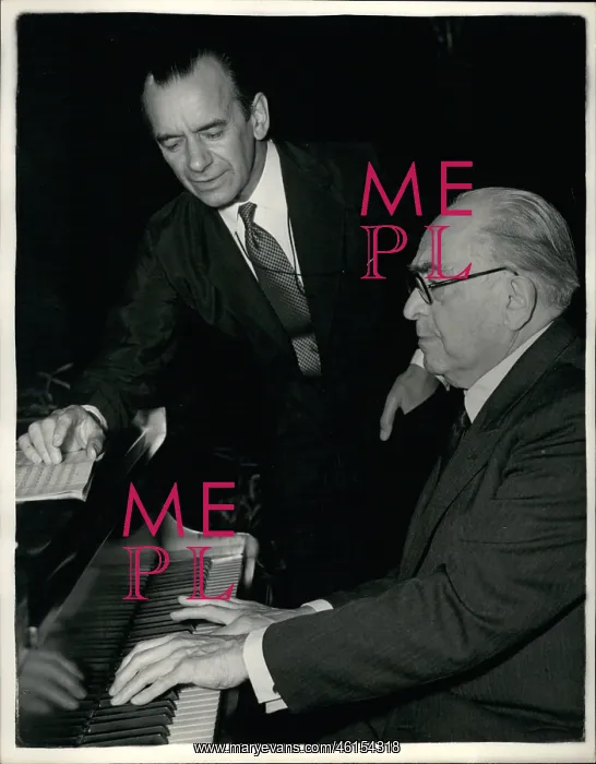 : Mark Hambourg, pianist, watched by Malcolm Sergeant : Mark Hambourg, pianist, watched by Malcolm Sergeant