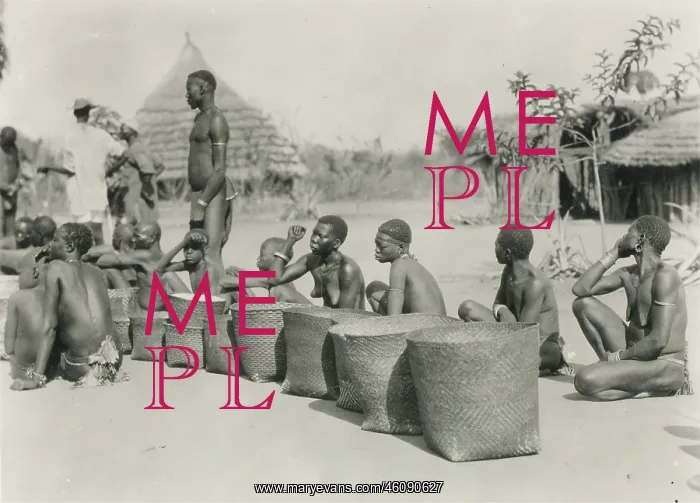 : Market in Amadi. March 1927 : Market in Amadi. March 1927