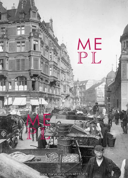  : Market in Friedrichstrasse in Berlin, 1906