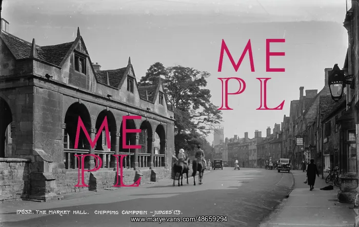 : The Market Hall in Chipping Campden : The Market Hall in Chipping Campden