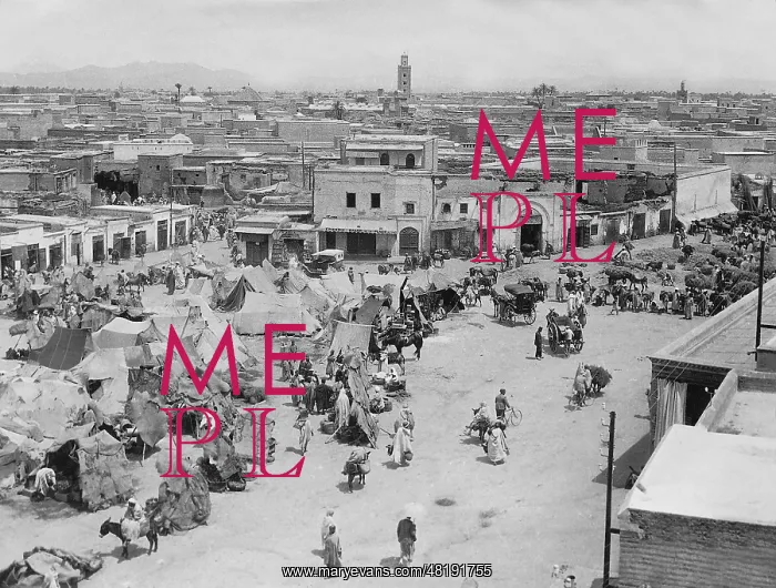 : Market square of Marrakech, 1929 : Market square of Marrakech, 1929