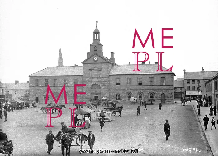 : Market Square, Newtownards : Market Square, Newtownards