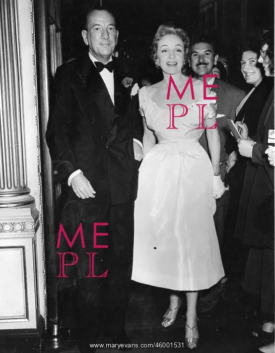 : Marlene Dietrich : Marlene Dietrich