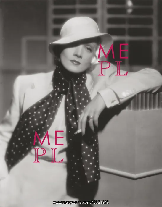 : Marlene Dietrich : Marlene Dietrich