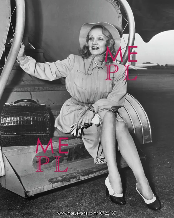 : Marlene Dietrich - Actress - Celebrity : Marlene Dietrich - Actress - Celebrity