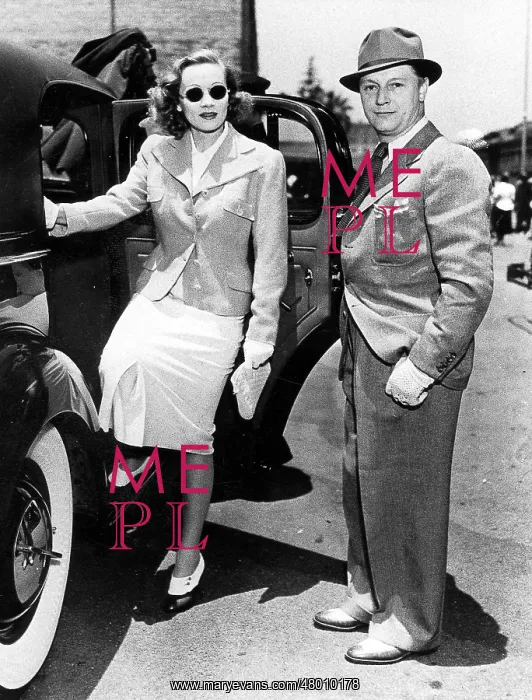 : Marlene Dietrich with her husband, Rudolf Sieber, 1937 : Marlene Dietrich with her husband, Rudolf Sieber, 1937