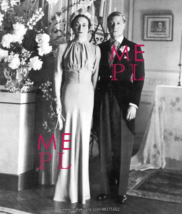 : The marriage of the Duke of Windsor and Wallis : The marriage of the Duke of Windsor and Wallis