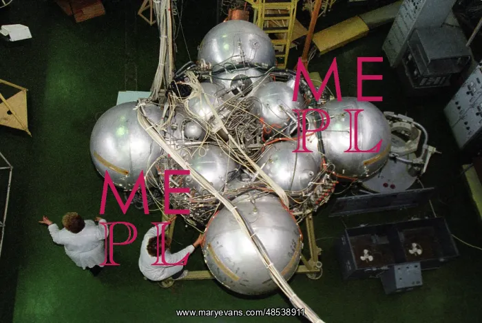 : Mars 96 interplanetary probe, 1996 : Mars 96 interplanetary probe, 1996