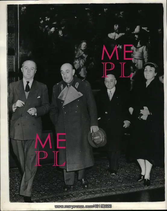 : Marshal Papagos, PM of Greece, visits Amsterdam : Marshal Papagos, PM of Greece, visits Amsterdam