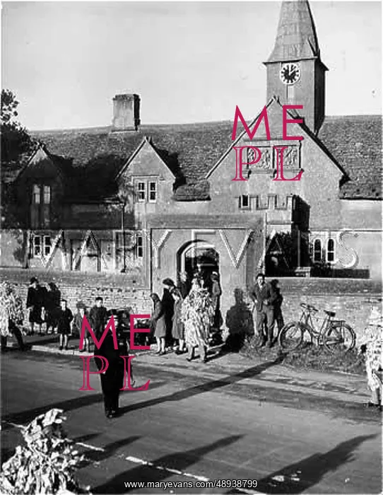 : MARSHFIELD MUMMERS : MARSHFIELD MUMMERS