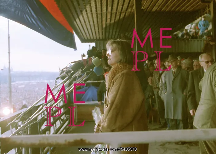 : Marta KUBISOVA - singing - song - demonstration : Marta KUBISOVA - singing - song - demonstration