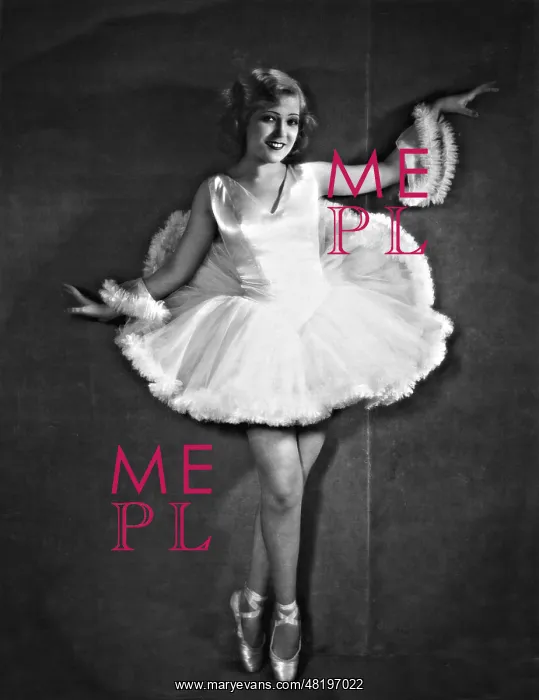 : Martha Eggerth in The women diplomat, 1932 : Martha Eggerth in The women diplomat, 1932