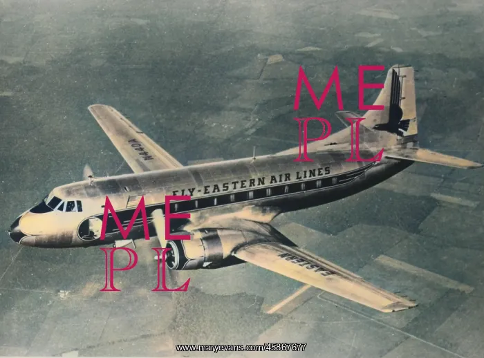  : Martin 4-0-4 Eastern, flying