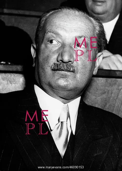 : Martin Heidegger : Martin Heidegger