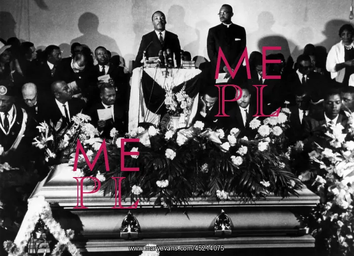 : Martin Luther King Jr. (center, standing), ? : Martin Luther King Jr. (center, standing), ?