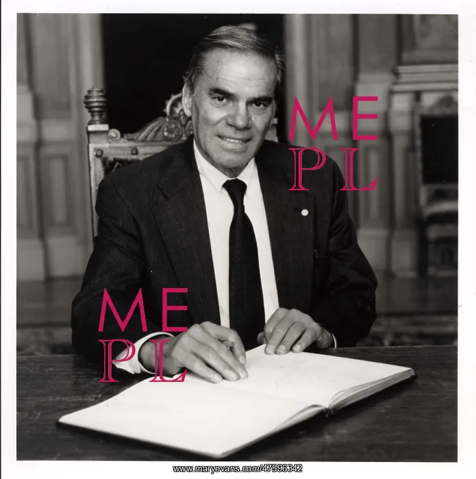 : Martin Rodbell, American Biochemist : Martin Rodbell, American Biochemist