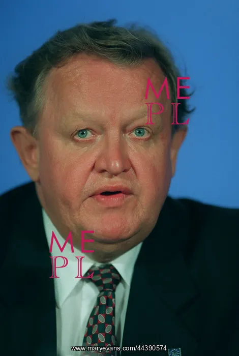  : Martti Ahtisaari