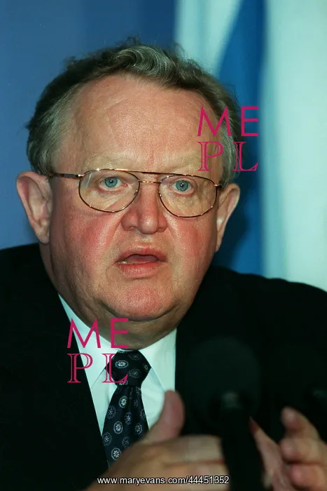  : Martti Ahtisaari