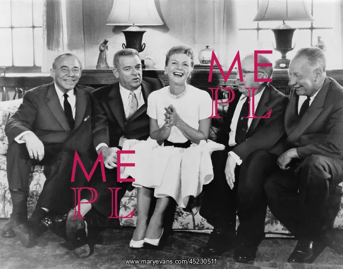: Mary Martin (1913-1990), surrounded by her ? : Mary Martin (1913-1990), surrounded by her ?