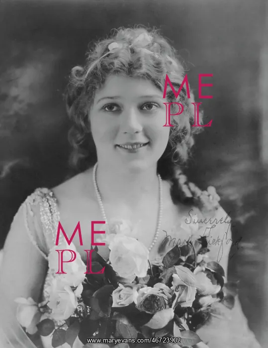 : Mary Pickford - Actress : Mary Pickford - Actress