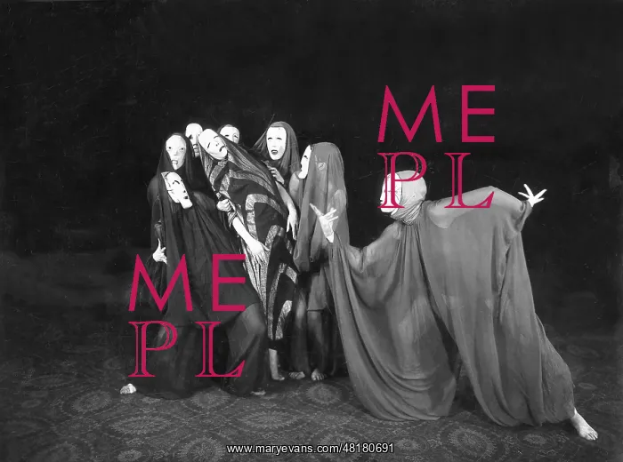 : Mary Wigman and a group at a performance of Totentanz II : Mary Wigman and a group at a performance of Totentanz II