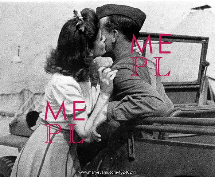 : Marylin Hare in a soldier camp, 1942 : Marylin Hare in a soldier camp, 1942