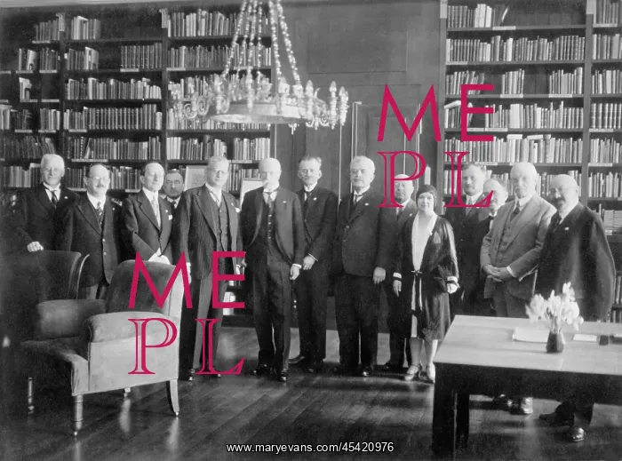  : Masaryk, 6th from left, during the international