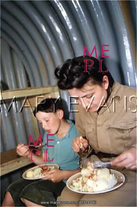  : MASH IN AIR RAID SHELTER
