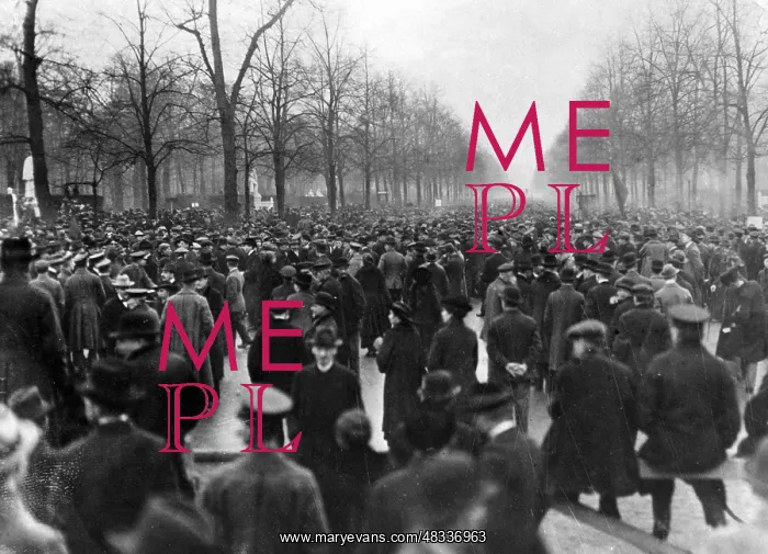 : Mass demonstration during the Spartacus uprising in Berlin : Mass demonstration during the Spartacus uprising in Berlin