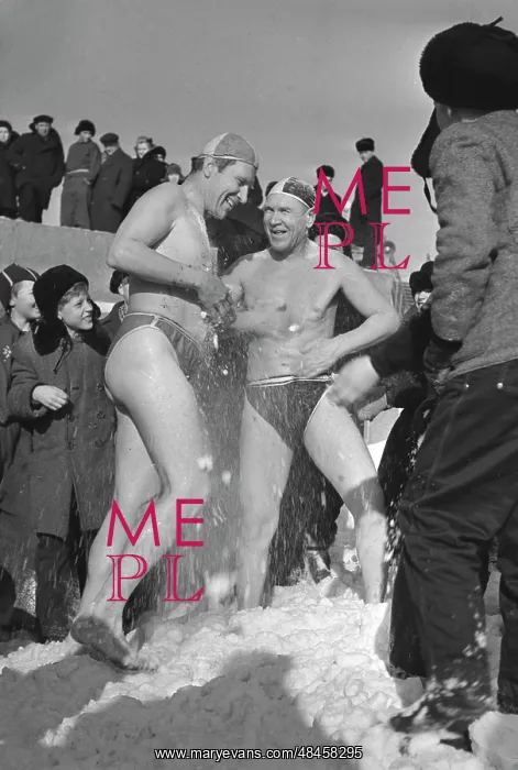 : Mass swim in Moscow : Mass swim in Moscow