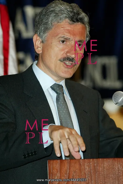 : Massimo D`Alema : Massimo D`Alema