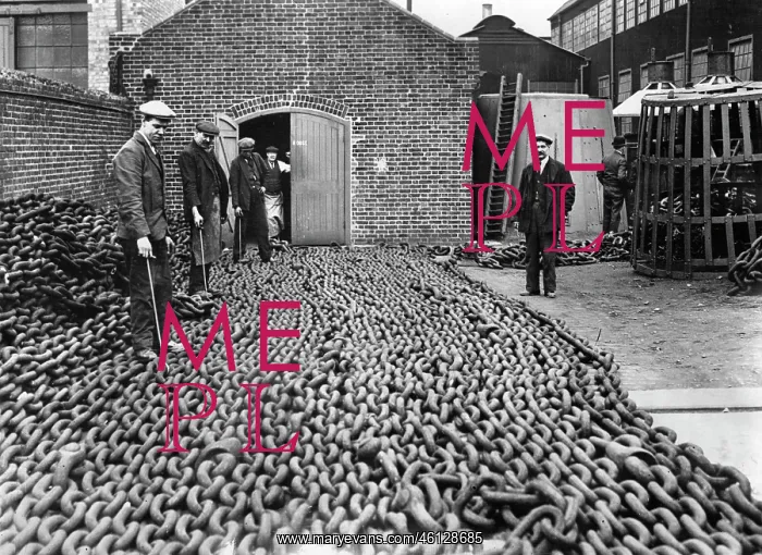  : Chain. Massive anchor chains for German light buoys. About 1930. Photograph