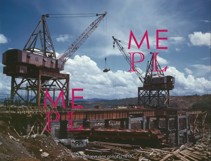 : Massive cranes on a steel superstructure ? : Massive cranes on a steel superstructure ?