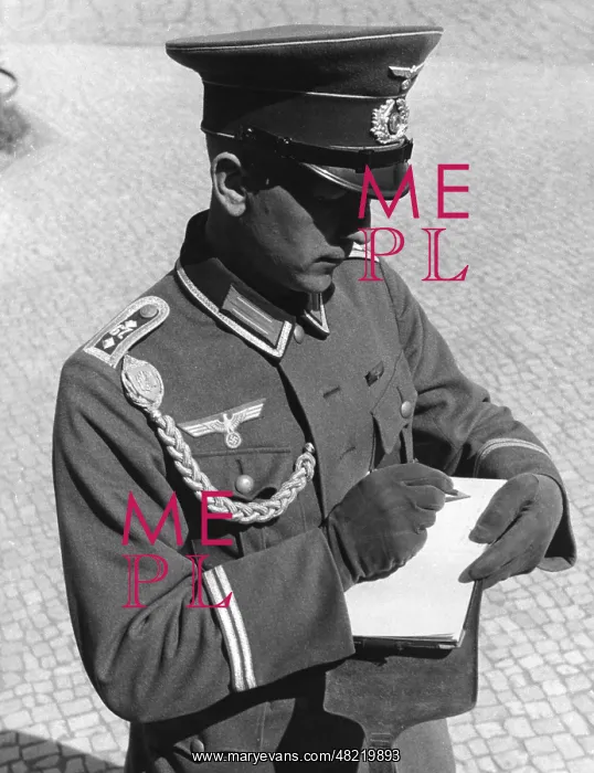 : A master sergeant of the 67th Infantry Regiment, 1938 : A master sergeant of the 67th Infantry Regiment, 1938