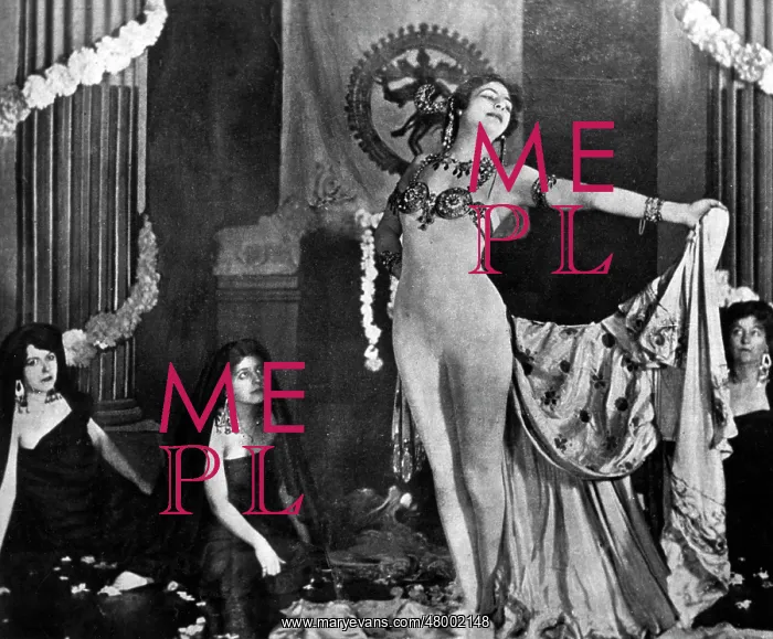 : Mata Hari, dancer, courtesan and possible spy : Mata Hari, dancer, courtesan and possible spy