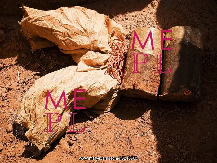 : Materials for making an improvised explosive ? : Materials for making an improvised explosive ?