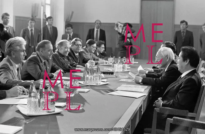 : Matsumae visits USSR : Matsumae visits USSR