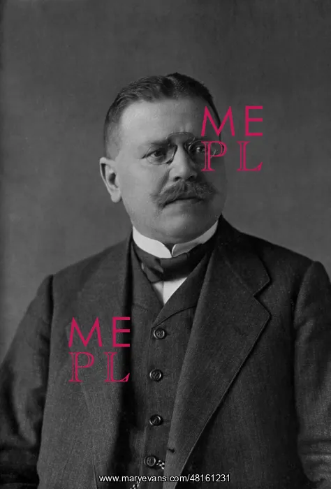 : Matthias Erzberger : Matthias Erzberger