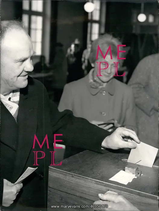 : Maurice Thorez, communist leader, votes in French elections : Maurice Thorez, communist leader, votes in French elections