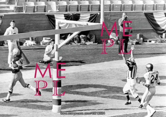 : Max McGee (number 85) scores for the Green ? : Max McGee (number 85) scores for the Green ?
